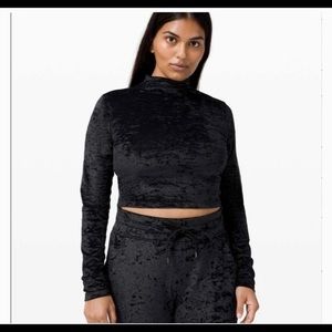 Lululemon 💥SPECIAL EDITION💥  Aligned Mock Neck Crushed Velvet Long Sleeve Top